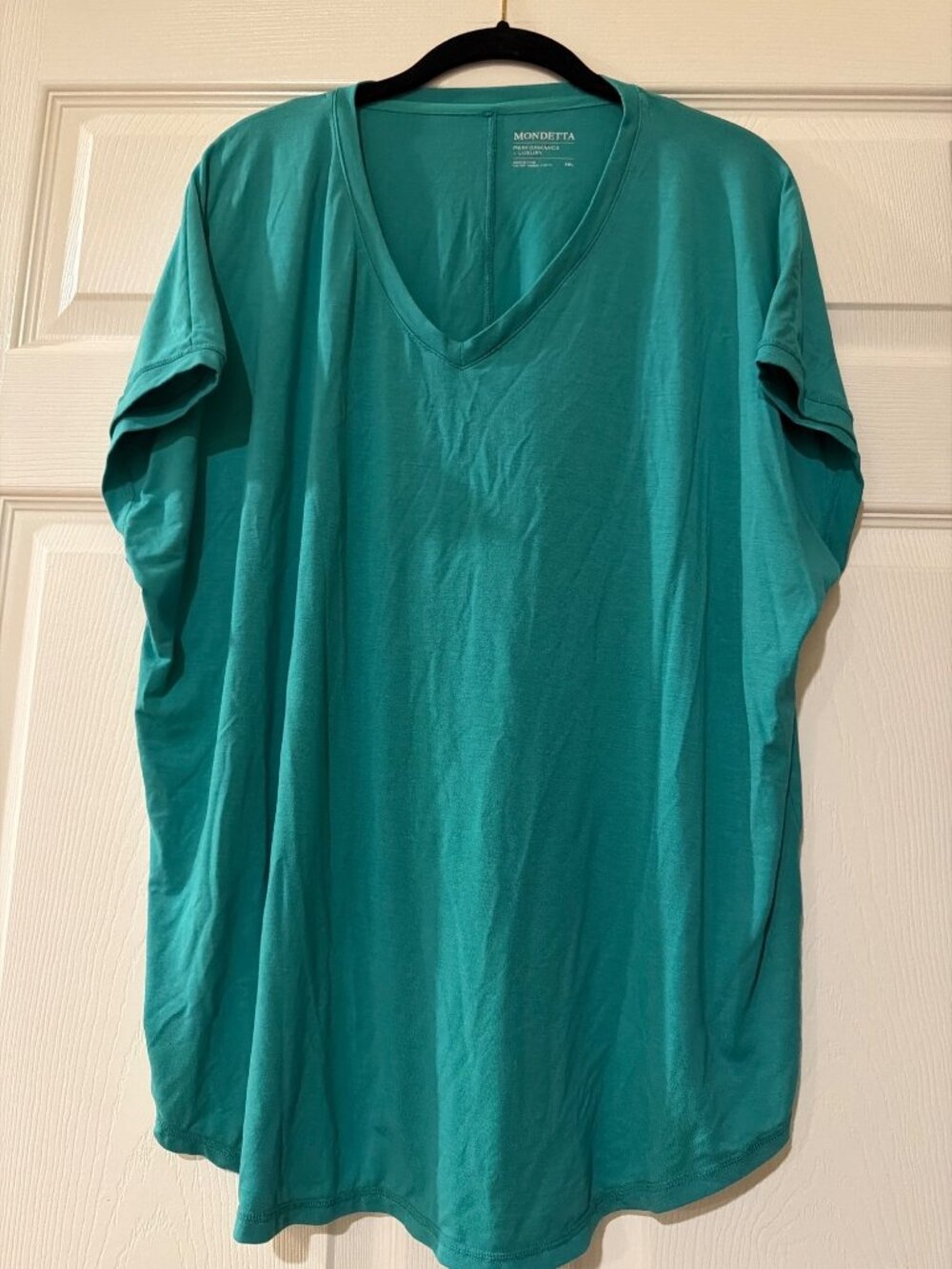 Mondetta Womens Teal V-Neck High-Low Top XXL Tencel Blend Performance & Luxury